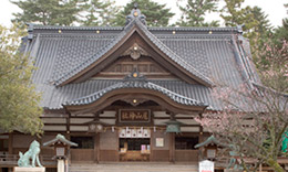 尾山神社（神門）