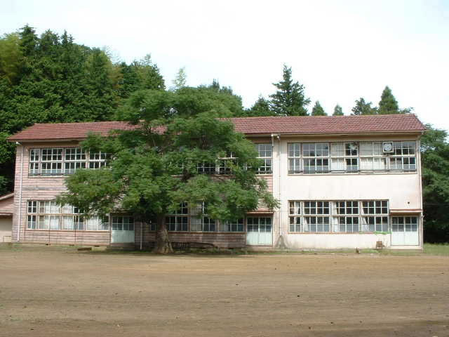 旧興新小学校