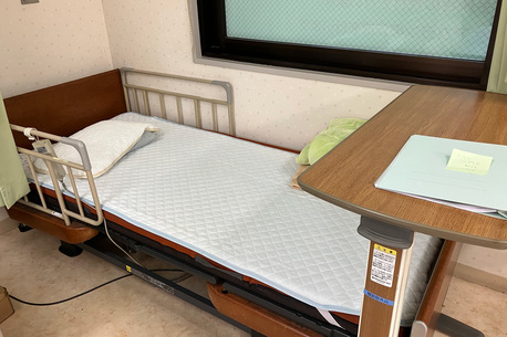 静養室 介護用ベッド