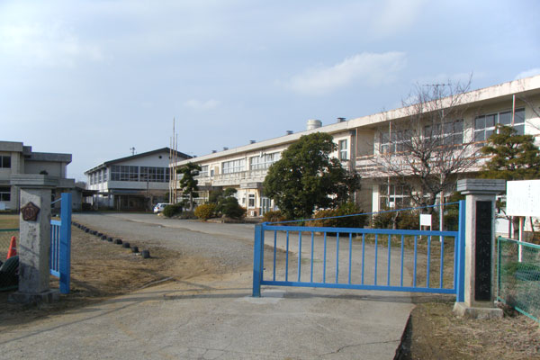 茨城県 旧八代小学校校門