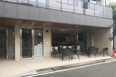 川崎のカフェ＆商業ビル