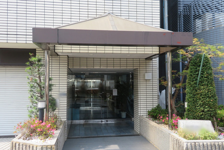 西新宿マンション(502、503、504)