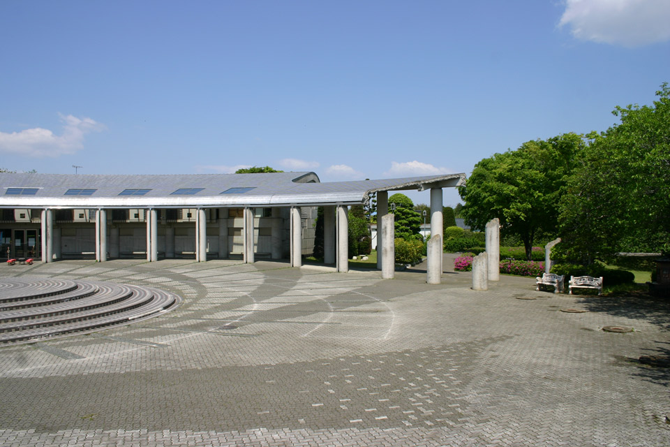 茨城県 縄文くらしの四季館<br>埋蔵文化財センター