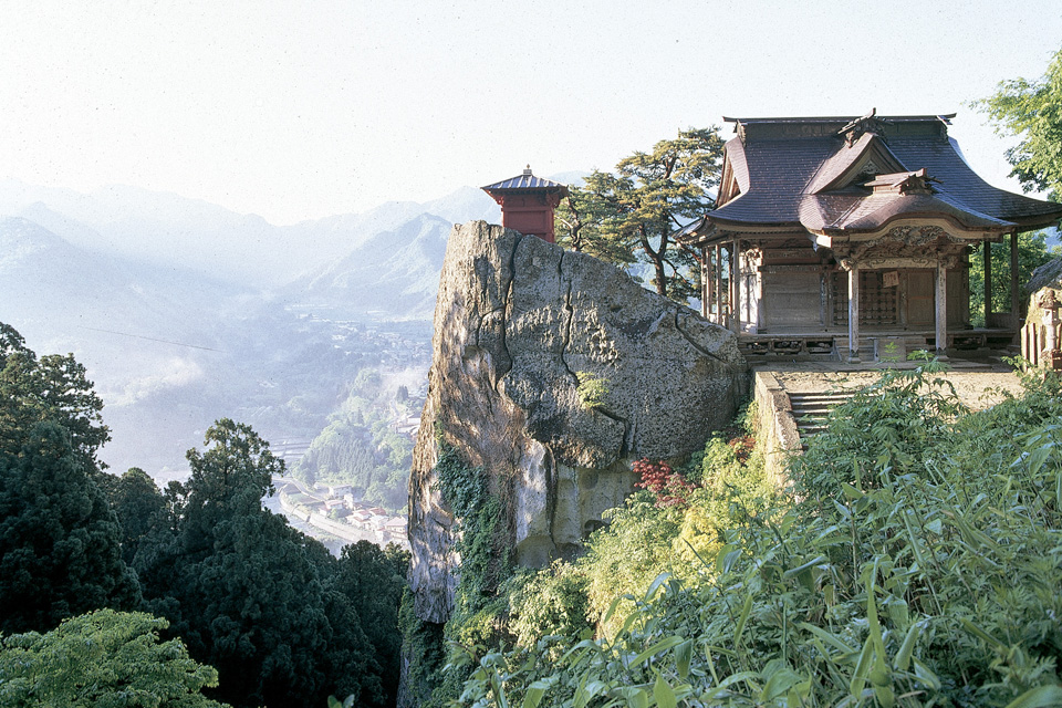 山形県 山寺、納径堂と開山堂